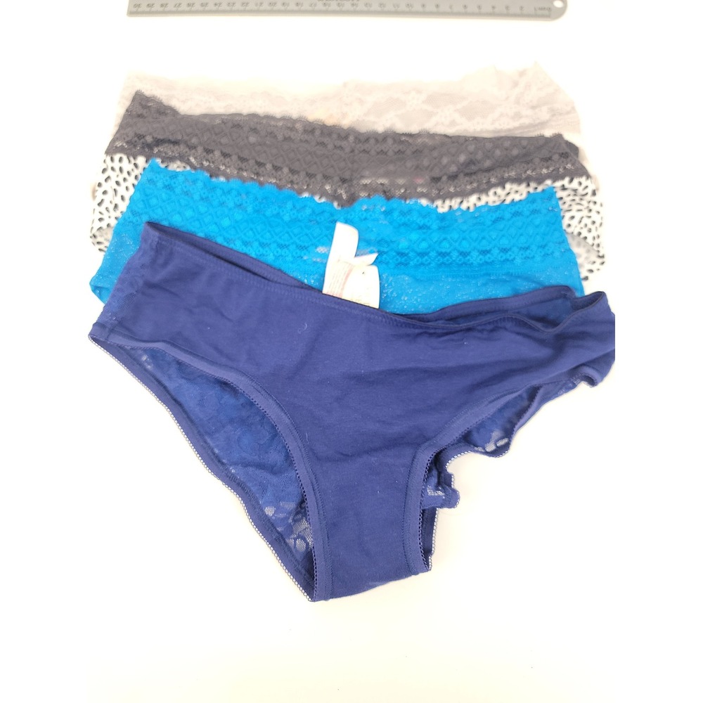 Victoria's Secret Panties Lot of 4 XS Lace Trim Hiphugger Blue Cheetah Striped
